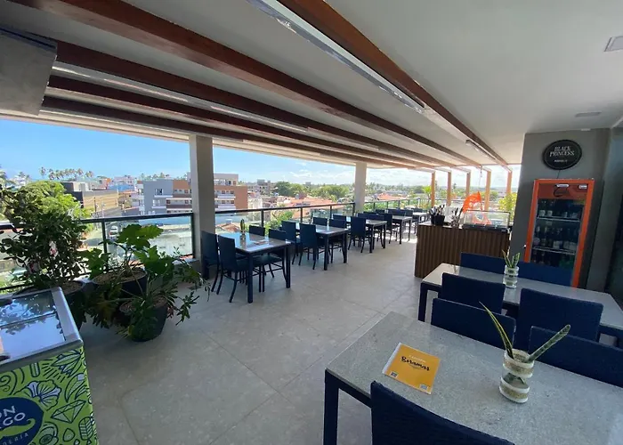 Flat à Beira Mar com Varanda em Frente as Piscinas Naturais 307 Pôrto das Galinhas